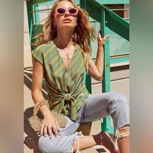ASTR the Label Clark Striped Surplice Front Top in Emerald Stripe Size XS